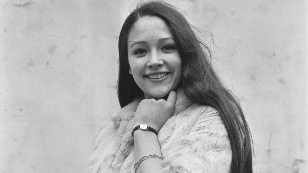 Olivia Hussey, ‘Romeo and Juliet’ and ‘Black Christmas’ Star, Dies at 73 Olivia Hussey, ‘Romeo and Juliet’ and ‘Black Christmas’ Star, Dies at 73