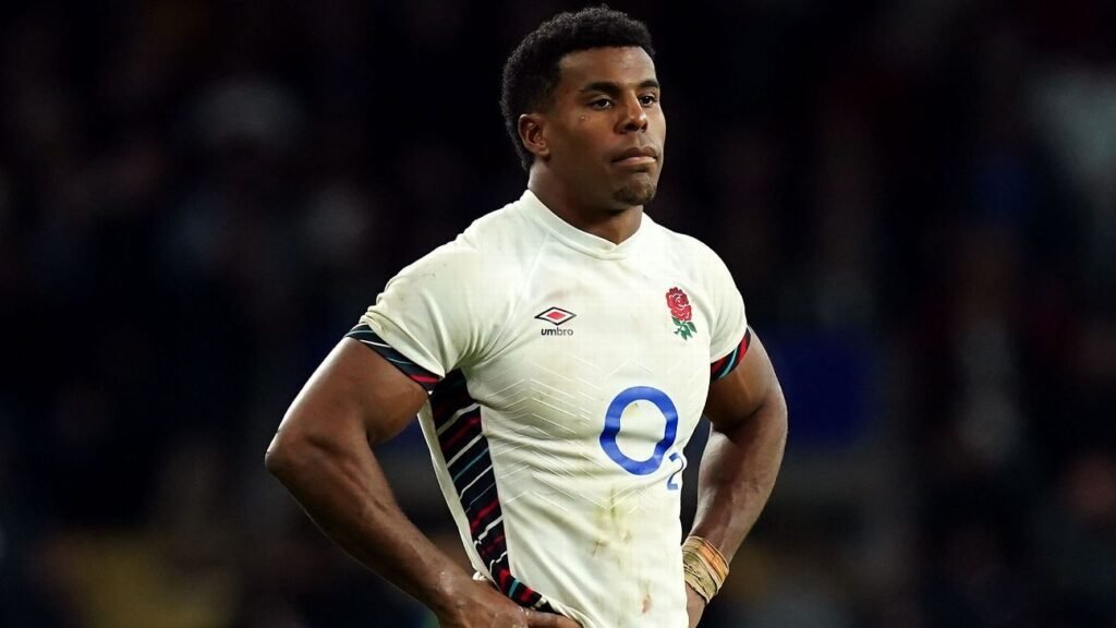 Immanuel Fayi-Waboso to miss England’s Six Nations campaign with shoulder injury Immanuel Fayi-Waboso to miss England’s Six Nations campaign with shoulder injury