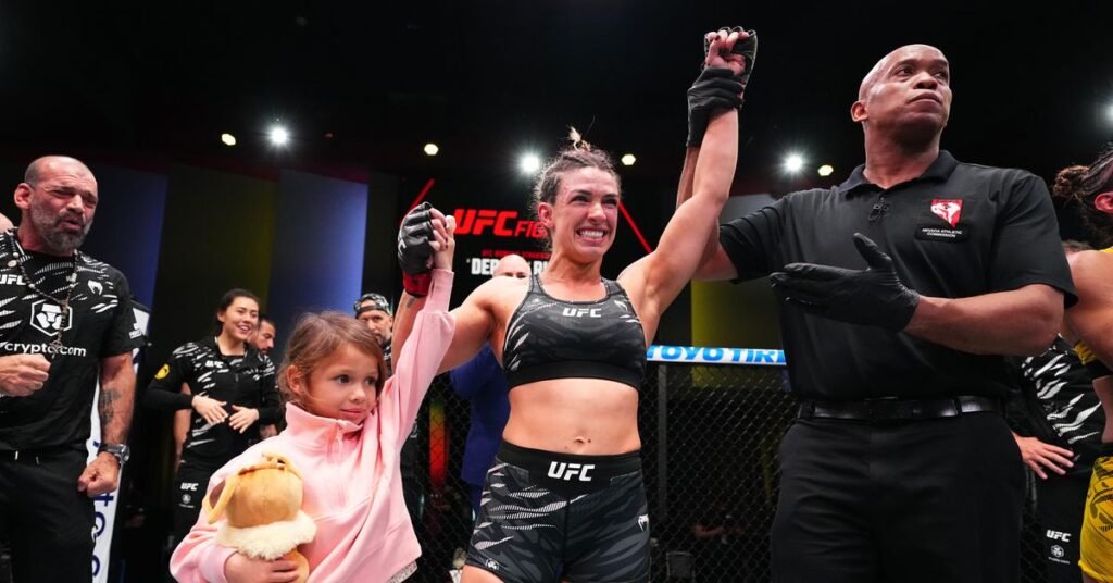 UFC Vegas 101 bonuses: Mackenzie Dern extends submission record to earn extra K UFC Vegas 101 bonuses: Mackenzie Dern extends submission record to earn extra K