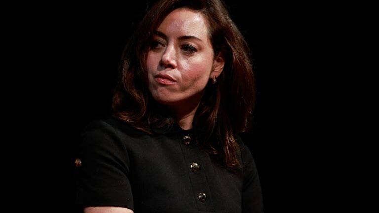 Aubrey Plaza fans show love after death of husband Jeff Baena