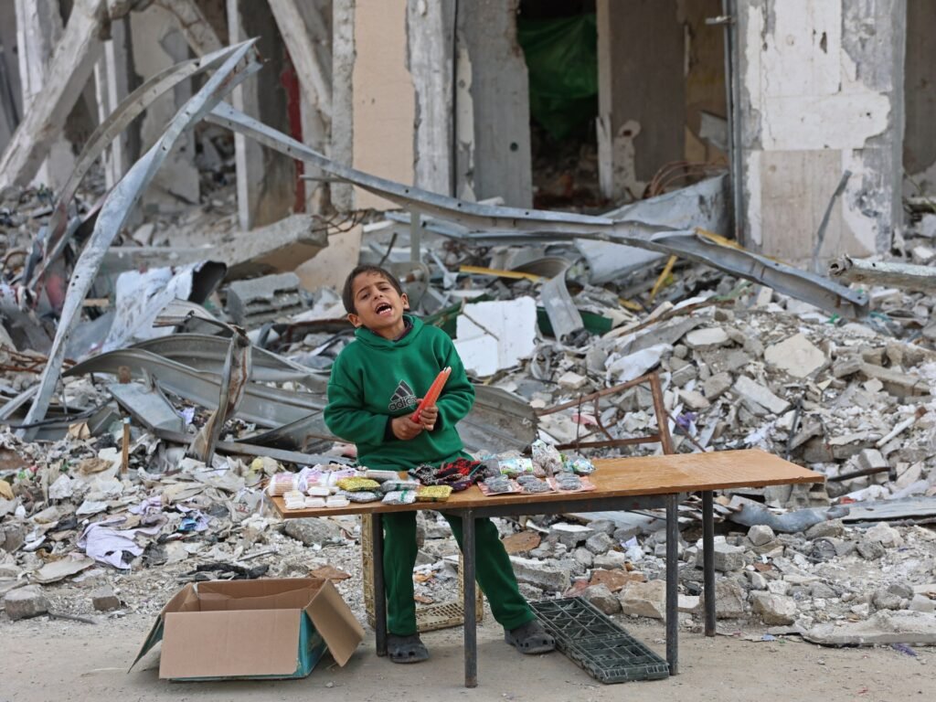 Israel steps up Gaza attacks amid renewed ceasefire push | Gaza News Israel steps up Gaza attacks amid renewed ceasefire push | Gaza News