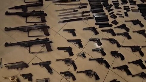 He discovered rifles, pistols and grenades from Israel’s wars in his parents’ attic He discovered rifles, pistols and grenades from Israel’s wars in his parents’ attic