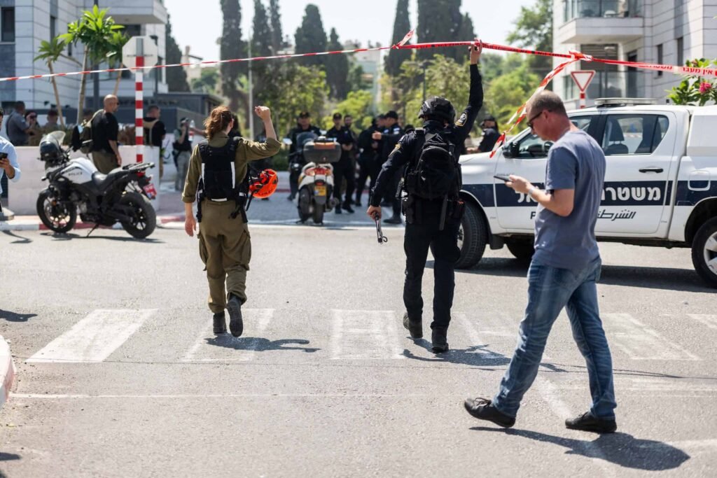 Police launch probe after two men found dead in Nahariya