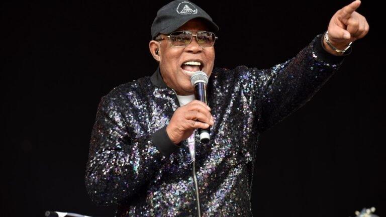 Booker T. Jones Pays Tribute to Sam Moore