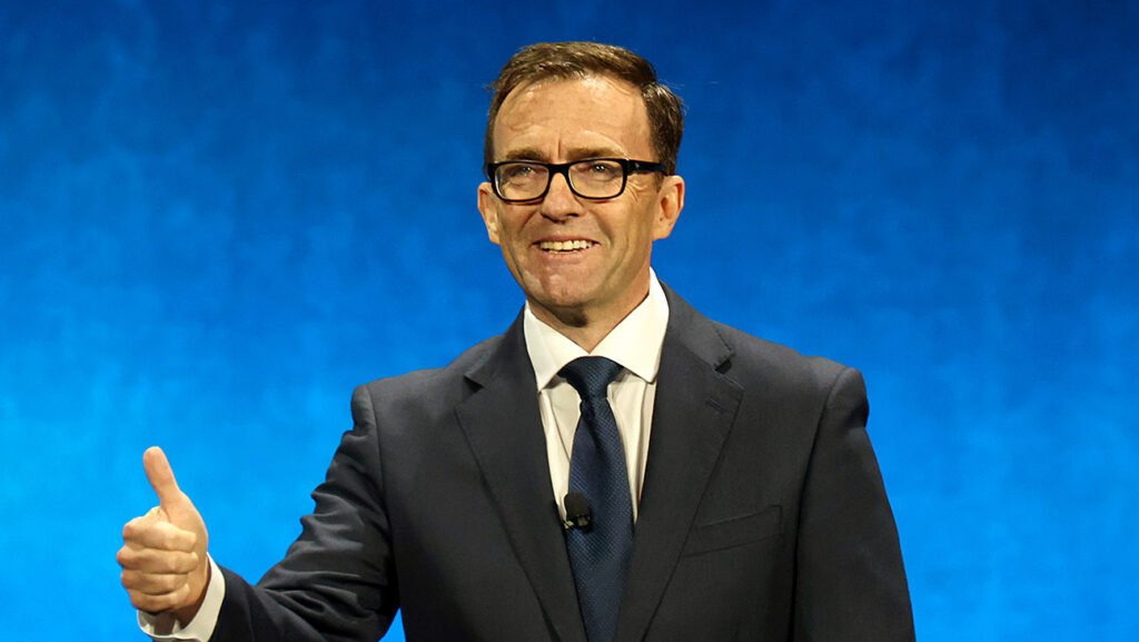 Disney’s Tony Chambers Exiting as Global Theatrical Distribution Head