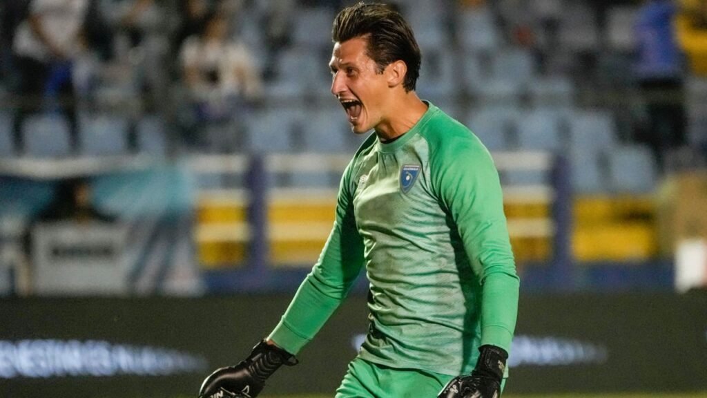 Goalkeeper Nicholas Hagen signs contract extension with Crew Goalkeeper Nicholas Hagen signs contract extension with Crew