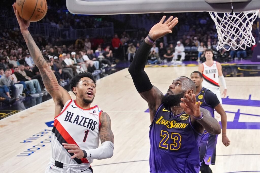 Trail Blazers’ Anfernee Simons climbs franchise 3-point leaderboard Trail Blazers’ Anfernee Simons climbs franchise 3-point leaderboard