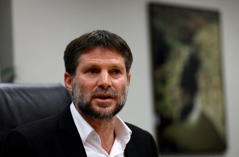 Angry hostage families harangue Israeli hardliner Smotrich Angry hostage families harangue Israeli hardliner Smotrich