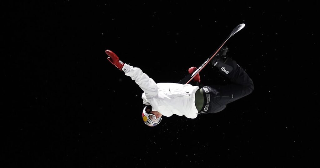 Scotty James breaks Shaun White’s record to become first male snowboarder to win four consecutive halfpipe crowns at X Games Scotty James breaks Shaun White’s record to become first male snowboarder to win four consecutive halfpipe crowns at X Games