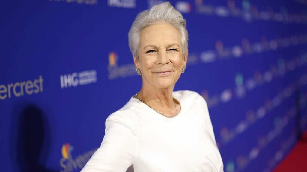 Jamie Lee Curtis Gets Emotional Talking About Palisades Fire on Jimmy Fallon’s Show