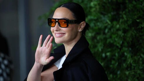 Gal Gadot and Noa Tishby share a message of light and togetherness Gal Gadot and Noa Tishby share a message of light and togetherness