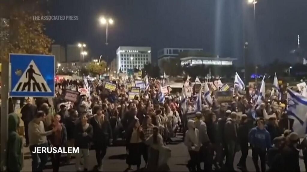 Hundreds in Jerusalem protest against expected Israel-Hamas ceasefire deal