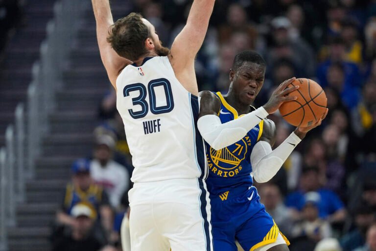 Andrew Wiggins scores 24 points as undermanned Warriors missing Stephen Curry beat Memphis 121-113