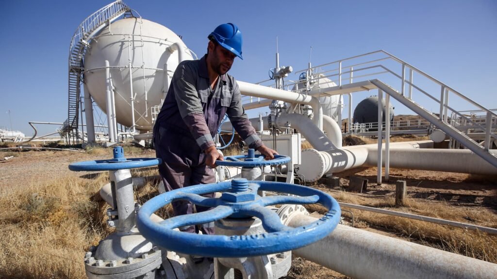 Oil dips on pending Kurdistan supply resumption Oil dips on pending Kurdistan supply resumption