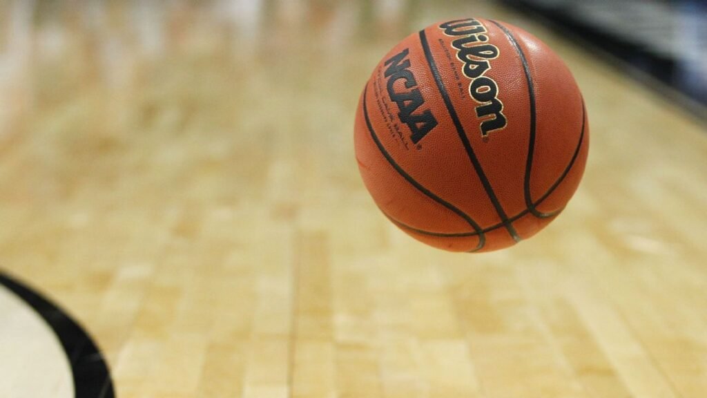 Former Georgetown basketball player Kevin Braswell dies at 46