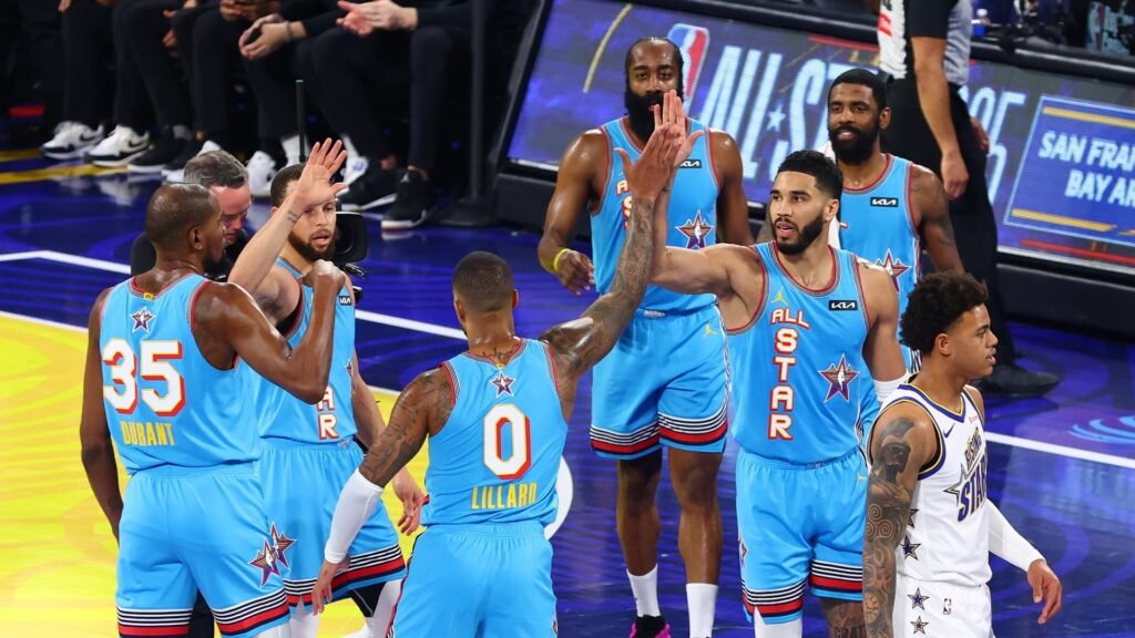 5 All-Star Weekend Takeaways: New game format, dunk contest intrigue and a farewell 5 All-Star Weekend Takeaways: New game format, dunk contest intrigue and a farewell