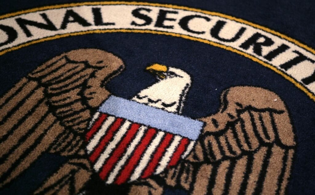 NSA Warns iPhone, Android Users—Change Message Settings