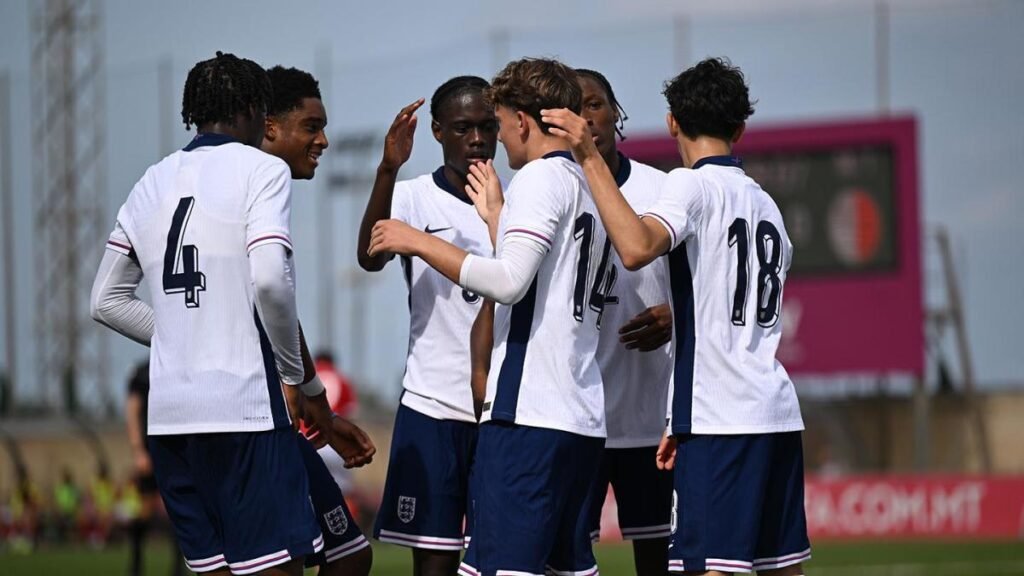 Arsenal duo help England qualify for u17s Euros & World Cup