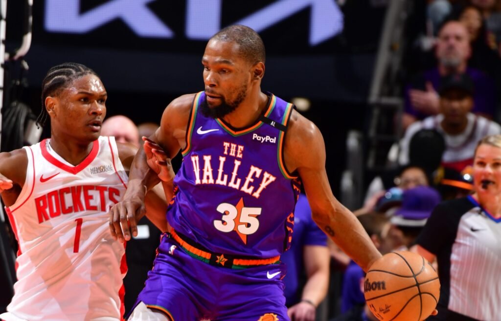 Suns star Kevin Durant to undergo MRI after suffering left ankle sprain