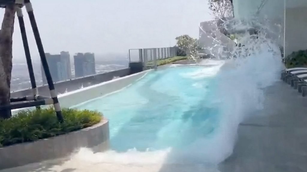 Myanmar earthquake: Water sloshes out of Thai rooftop pool