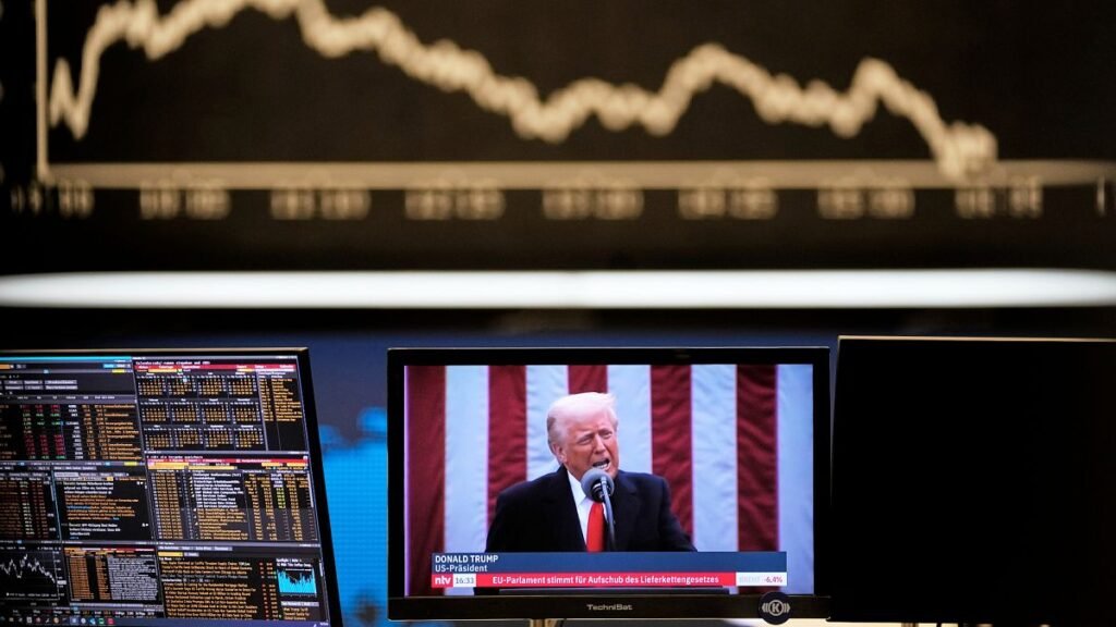 Макрон выступил против “жестоких” пошлин Трампа и призвал к паузе в инвестициях Макрон выступил против “жестоких” пошлин Трампа и призвал к паузе в инвестициях