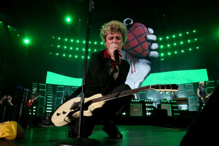Green Day swaps in Palestine lyric at Coachella