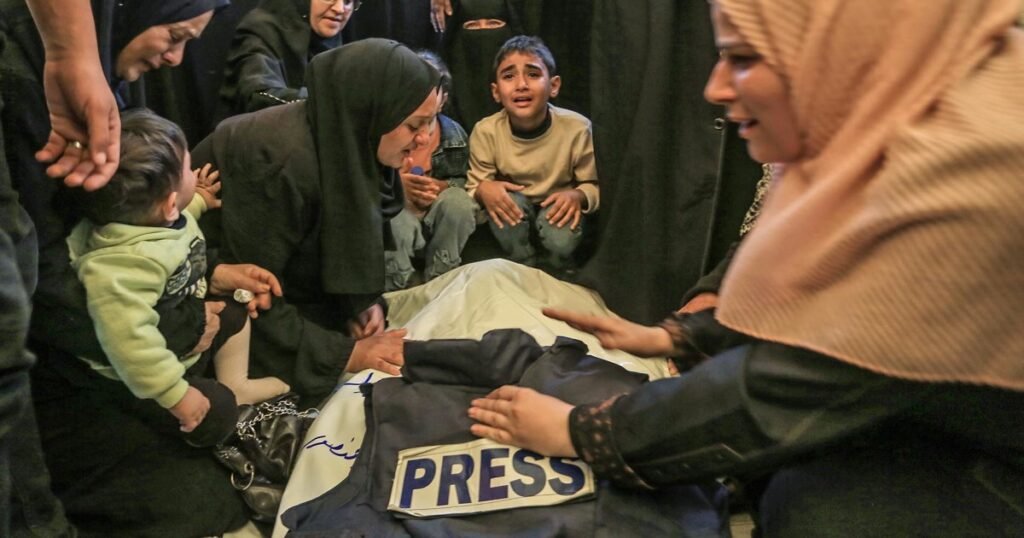 More journalists are killed in Gaza in latest Israeli airstrike More journalists are killed in Gaza in latest Israeli airstrike