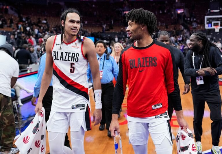 Trail Blazers’ Shaedon Sharpe, Dalano Banton shine in homecoming win at Raptors