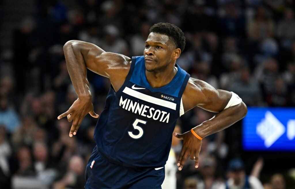 Timberwolves secure playoff spot with 116-105 win over Jazz behind 43 points from Anthony Edwards