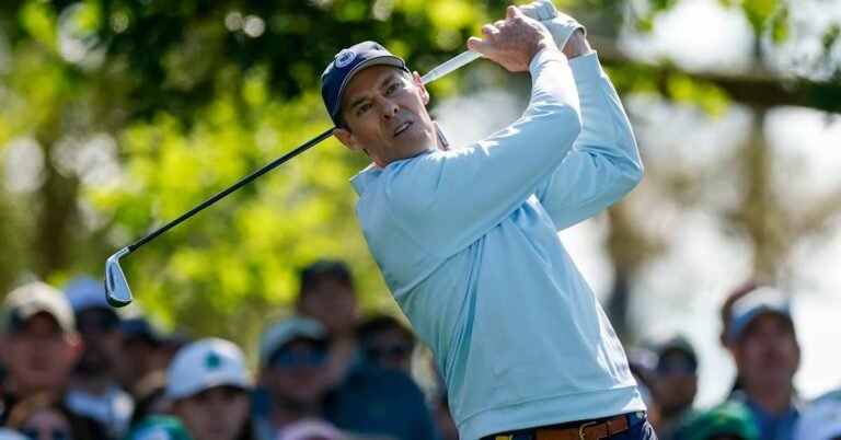 Masters marker creates a buzz on social media from golf fans wishing they could take his place
