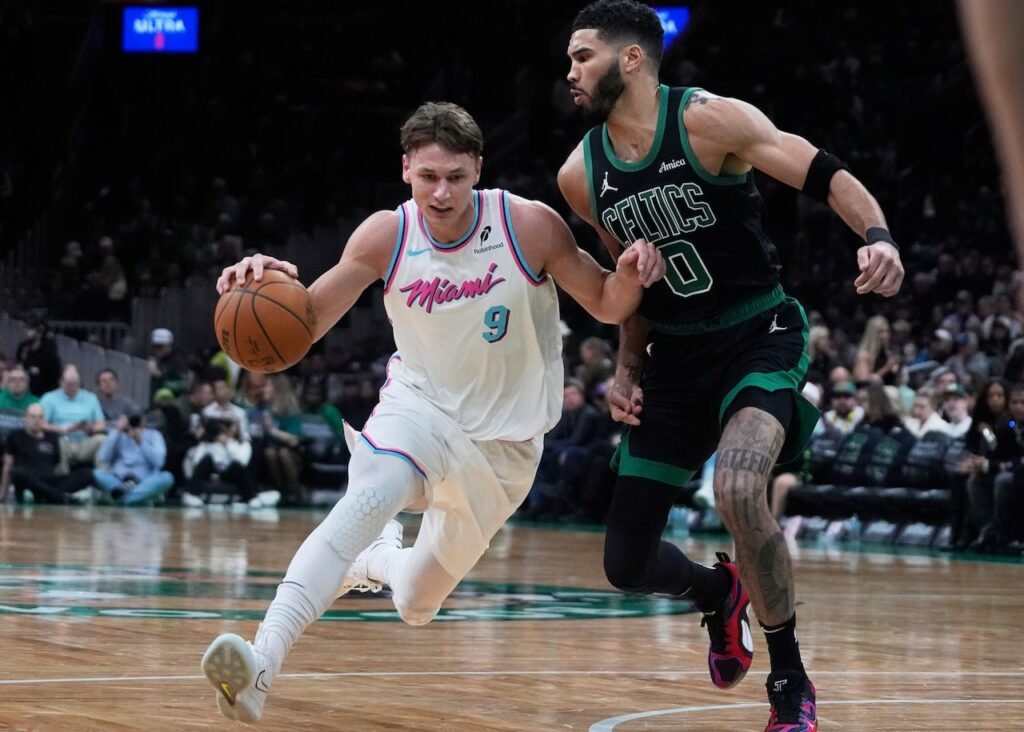 Boston Celtics continue troubling trend after disappointing Heat loss Boston Celtics continue troubling trend after disappointing Heat loss