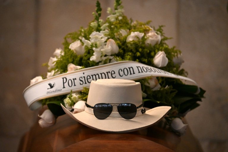 Family bid farewell to merengue singer, killed in Dominican nightclub disaster Family bid farewell to merengue singer, killed in Dominican nightclub disaster
