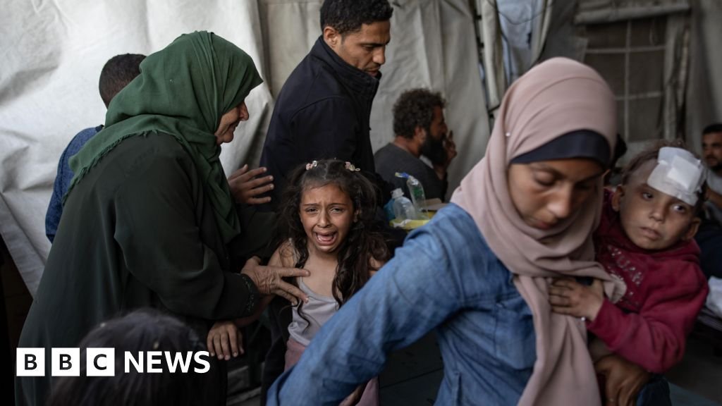 Israeli strike on school kills 27, health ministry says Israeli strike on school kills 27, health ministry says
