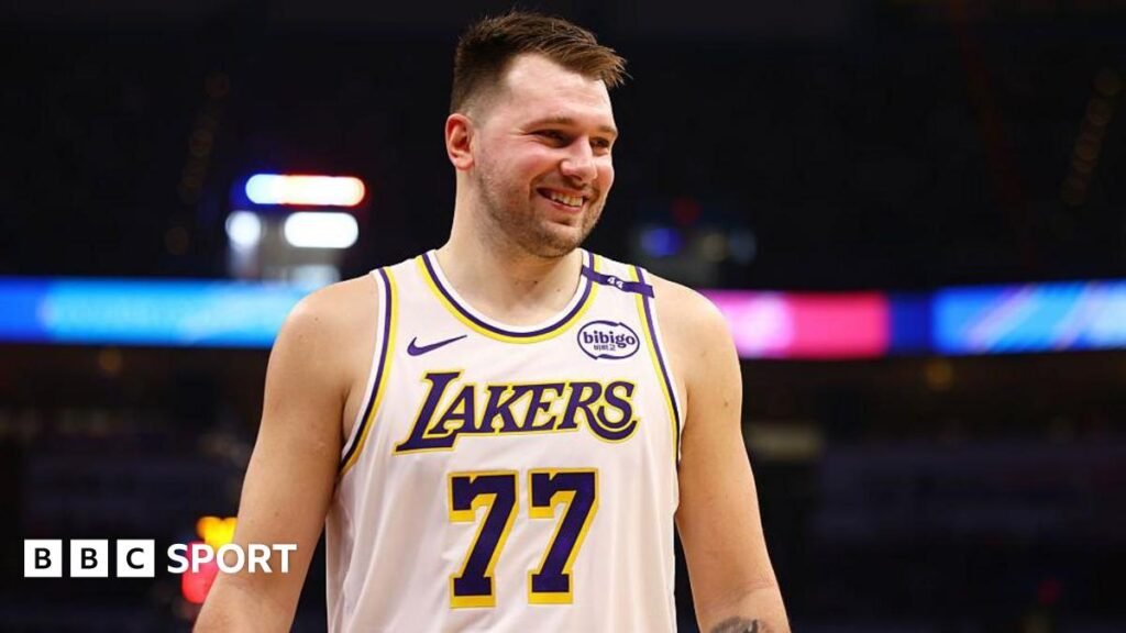 Luka Doncic hits 30 points as LA Lakers beat Oklahoma City Thunder