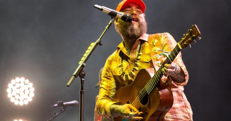 Coachella 2025: How to watch the livestream Sunday