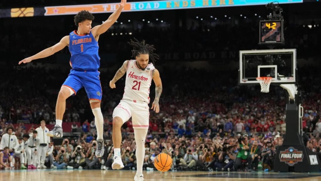 Inside the ‘incomprehensible’ final moments that led to Houston’s anguish and Florida’s NCAA championship